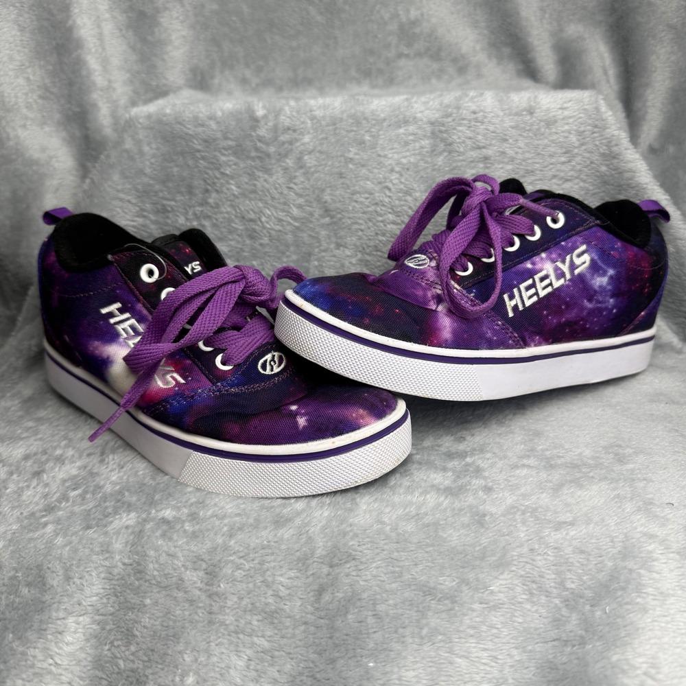Heelys Pro 20 Purple Galaxy Celestial Print Wheeled Skate Shoes Youth 3 HES10383